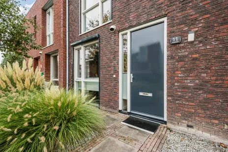 Tussenwoning te koop: Biesbosch 11, Buurt 4 Zeewolde