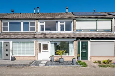 Tussenwoning te koop: Biesboslaan 46, Woenselse Heide Eindhoven