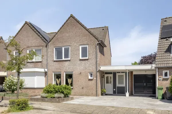 Tussenwoning te koop: Biesheuvellaan 7, Vijfhoeven Vlijmen
