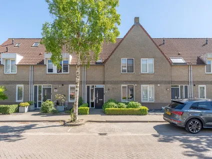 Tussenwoning te koop: Bieslook 45, omg Pannenschuur Centrum Oisterwijk