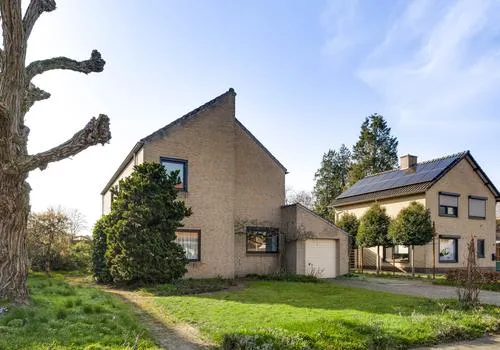 Vrijstaande woning te koop: Biesstraat 16, Heythuysen