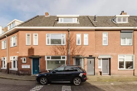 Tussenwoning te koop: Biesterweg 18, Bloemenplein Eindhoven