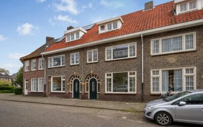 Tussenwoning te koop: Biesterweg 33, Bloemenplein Eindhoven