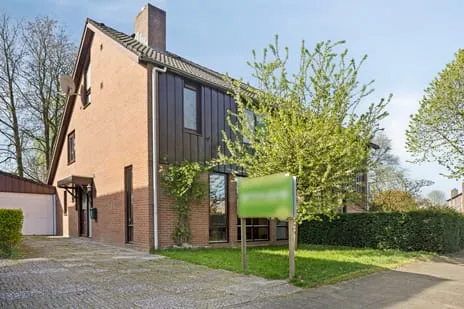 Twee-onder-één-kap te koop: Biezenkuilen 50, Zeelst Veldhoven