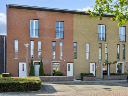 Tussenwoning te koop: Biezenloop 62E, De Hoef 2 Heesch