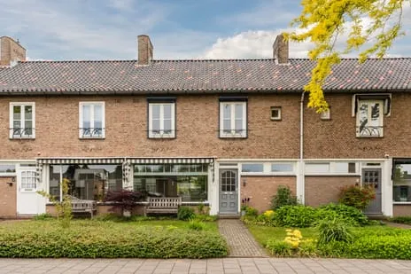 Tussenwoning te koop: Biezenstraat 8, Skandia Geldrop