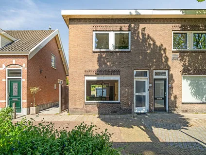 Hoekwoning te koop: Bijdorpstraat 50, Voorschoten