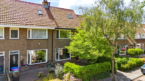 Hoekwoning te koop: Bijenhofstraat 68, Bloemenbuurt Leeuwarden