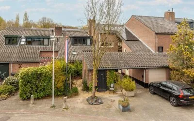 Tussenwoning te koop: Bijenmeent 118, Hilversumse Meent Hilversum