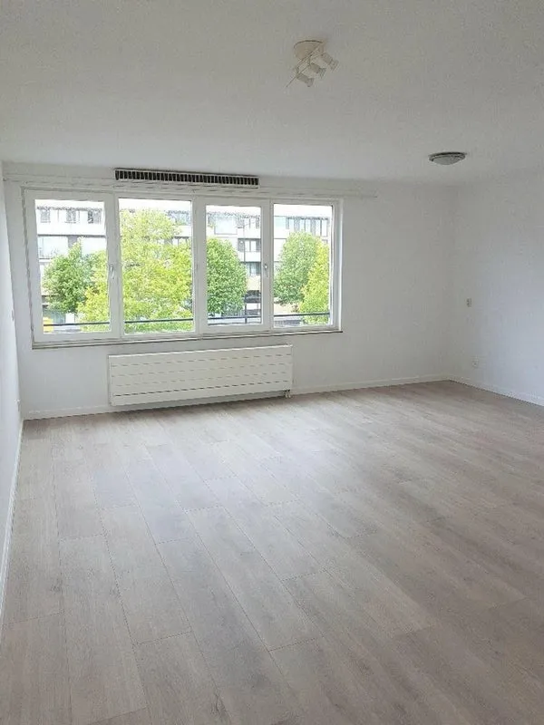 Appartement te huur: Bijlmerdreef 667, Vogeltjeswei Amsterdam