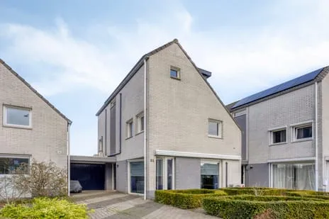 Tussenwoning te koop: Bijsterveldenlaan 31, Leeuwerik Oost Tilburg
