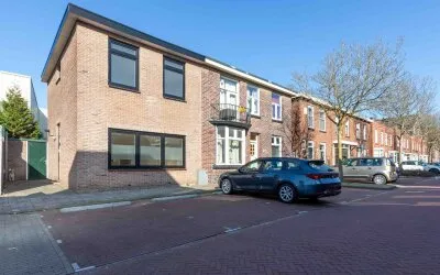 Twee-onder-één-kap te koop: Bilderdijkstraat 5, Lasonder, Zeggelt Enschede