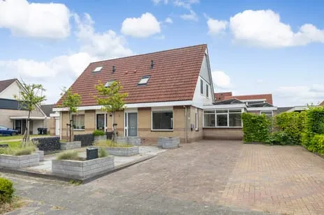 Semi-detached for sale: Bildtdyk 14, Berltsum Noord Berltsum