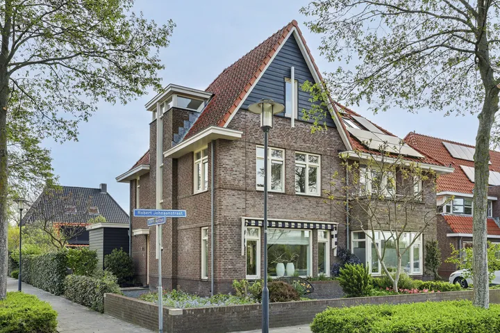 Twee-onder-één-kap te koop: Billie Holidaystraat 2, Mortiere III Middelburg