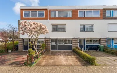 Tussenwoning te koop: Billie Holidaystraat 7, Leiden