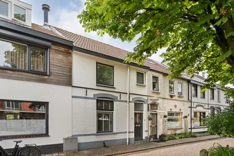 Tussenwoning te koop: Billitonstraat 24, Indischebuurt Zwolle