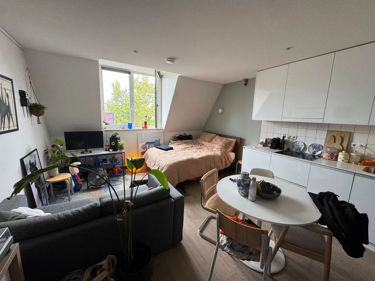 Studio te huur: Biltstraat 119-16, Utrecht
