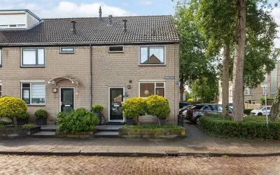Hoekwoning te koop: Bingelkruid 22, Kruidenbuurt Vlaardingen