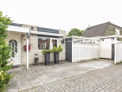 Tussenwoning te koop: Bingerden 17, Lokeren 'S-Hertogenbosch