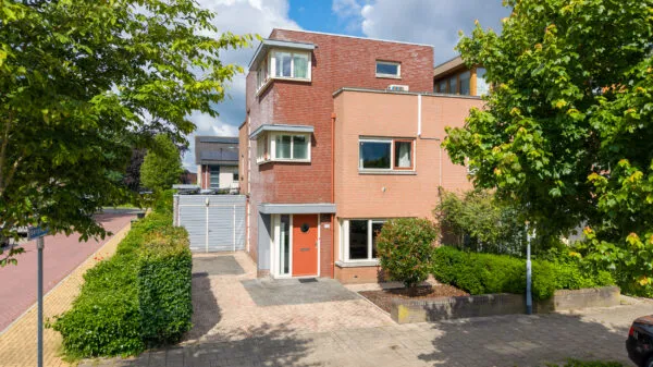 Hoekwoning te koop: Bingerdenallee 186, De Nieuweling Duiven