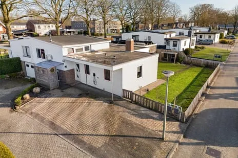 Twee-onder-één-kap te koop: Binnenbaan 14, Erica-Centrum Erica