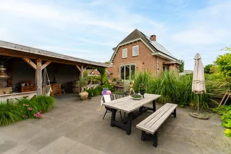 Vrijstaande woning te koop: Binnendamseweg 70, Giessenburg-Zuidwest Giessenburg