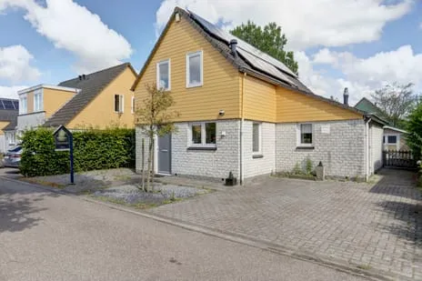 Woning te koop: Binnendijk 2-049, Verspreide huizen Wemeldinge Wemeldinge