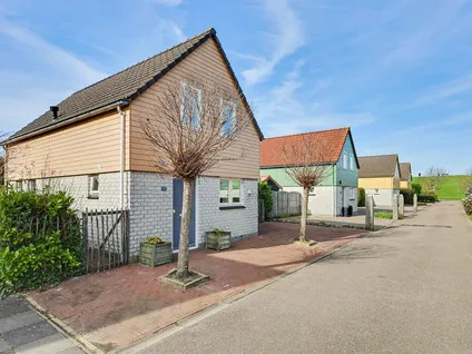 Vrijstaande woning te koop: Binnendijk 2-113, Wemeldinge Wemeldinge