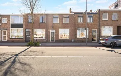 Tussenwoning te koop: Binnenhaven 129, Grachtengordel Den Helder