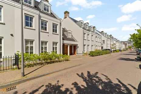 Tussenwoning te koop: Binnenhof 22, Kern Binnen Zuid Noordwijk (Zh)