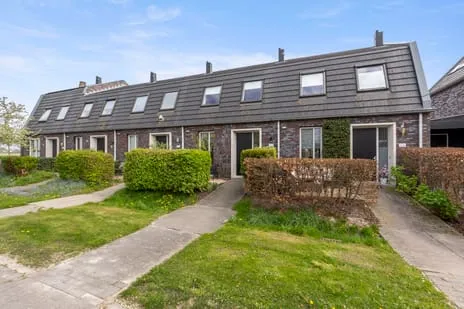 Tussenwoning te koop: Binnenkruier 128, Stompetoren Stompetoren