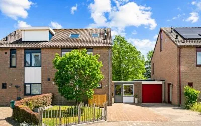 Tussenwoning te koop: Binnenplaats 42, Blokker - Buurt 31 03 Blokker