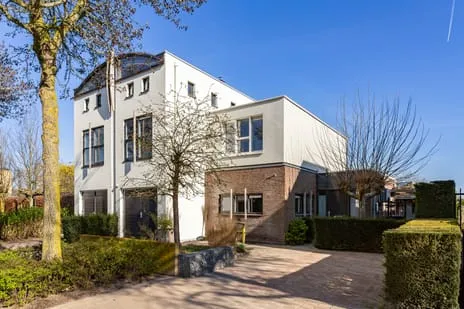 Twee-onder-één-kap te koop: Binnenvaart 27, Beuningen-Beuningse Plas Beuningen (Ge)