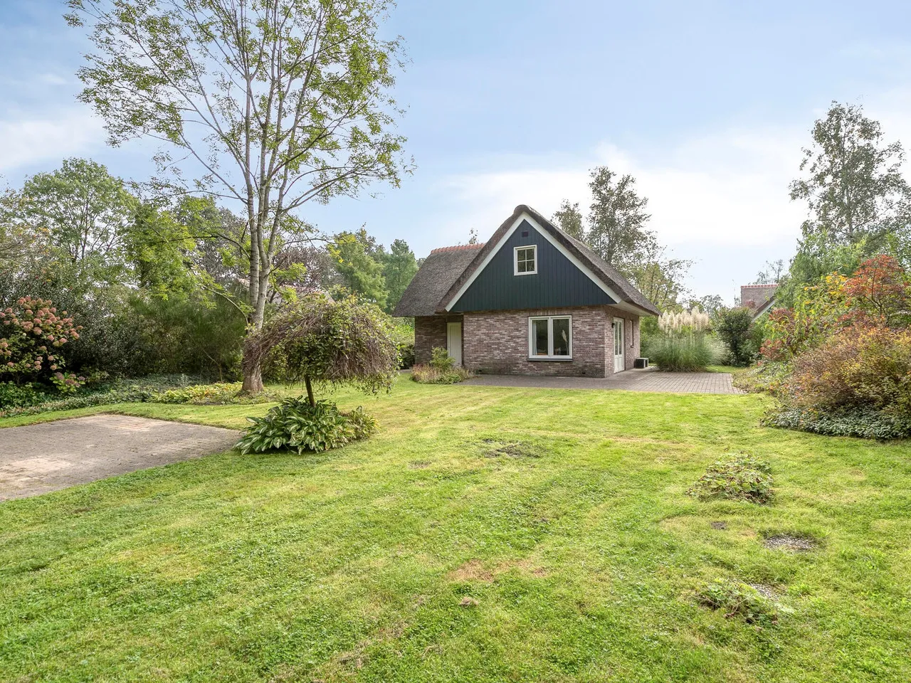 Vrijstaande woning te koop: Binnenweg 12-75, Paasloo