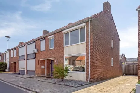 Hoekwoning te koop: Binnenweg 20, Maasbracht Maasbracht