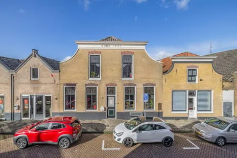 Terraced house for sale: Binnenweg 7, Sommelsdijk centrum Sommelsdijk