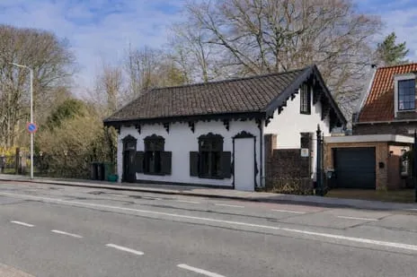Vrijstaande woning te koop: Binnenweg 8, Oude Kern Bennebroek Bennebroek