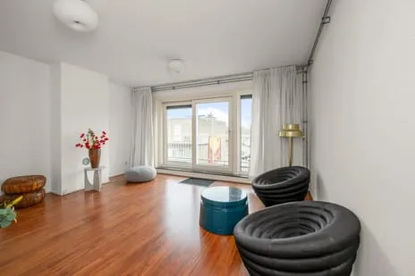 Studio te koop: Binnenzagerij 36, IJplein e.o. Amsterdam