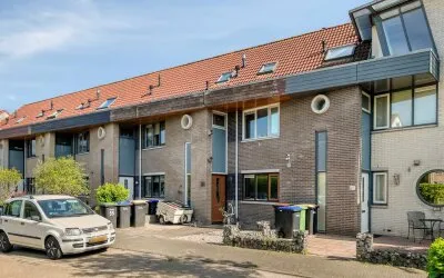 Tussenwoning te koop: Biotoop 55, Derde woonwijk Zeewolde