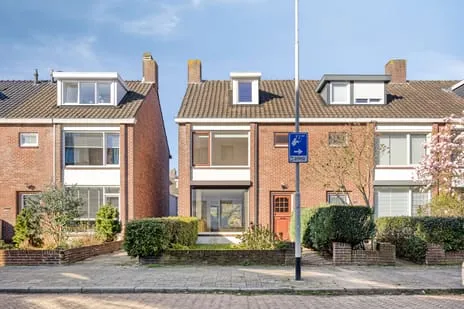 Hoekwoning te koop: Bisonstraat 16, Breda