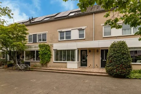 Tussenwoning te koop: Bisschop Luwunstraat 4, Zuiderpolder-zuid Haarlem