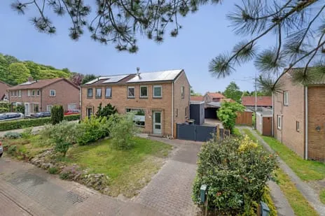 Twee-onder-één-kap te koop: Bisschopsbergweg 12, Havelterberg Havelterberg