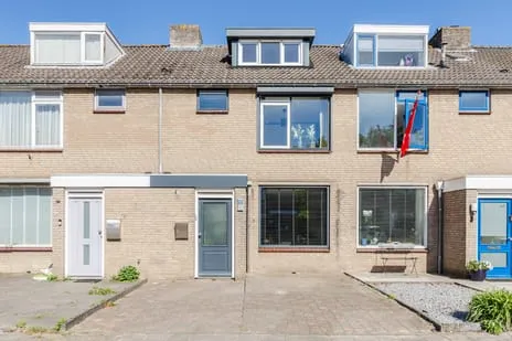 Tussenwoning te koop: Bisschopshoeve 65, Heusdenhout Breda