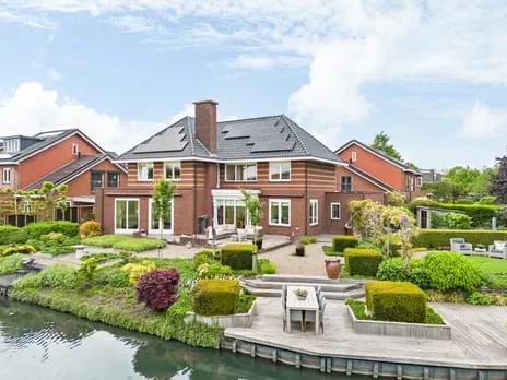 Vrijstaande woning te koop: Bisschopshof 32, Harmelen-Zuid (dorp) Harmelen