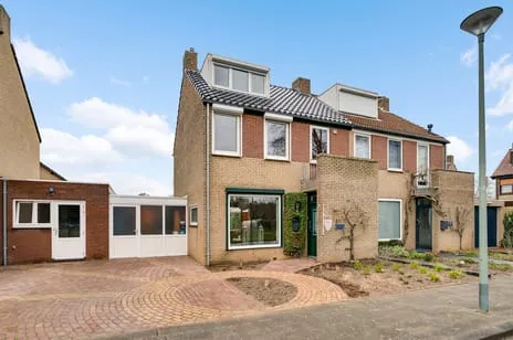 Tussenwoning te koop: Bisschopskamp 18, Groenekruisgebied Swalmen