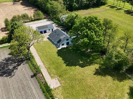 Vrijstaande woning te koop: Bisschopswijk 3, Buitengebied Roden West Nieuw-Roden