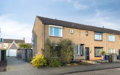 Hoekwoning te koop: Bizetstraat 12, Kern Axel Axel