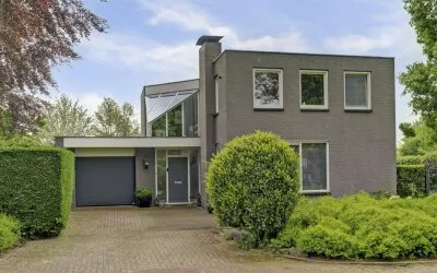 Vrijstaande woning te koop: Bizetstraat 13, de Helster Elst