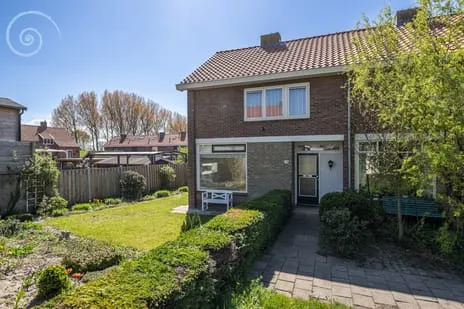 Hoekwoning te koop: Blauwe Distelstraat 28, Goedereede