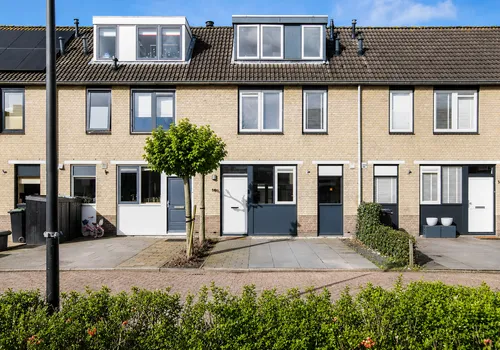 Tussenwoning te koop: Blauwe Zegge 16, de Maricken-Veenzijde Wilnis